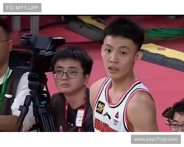 徐杰两场手感低迷得分空白 徐杰两场手感低迷得分空白